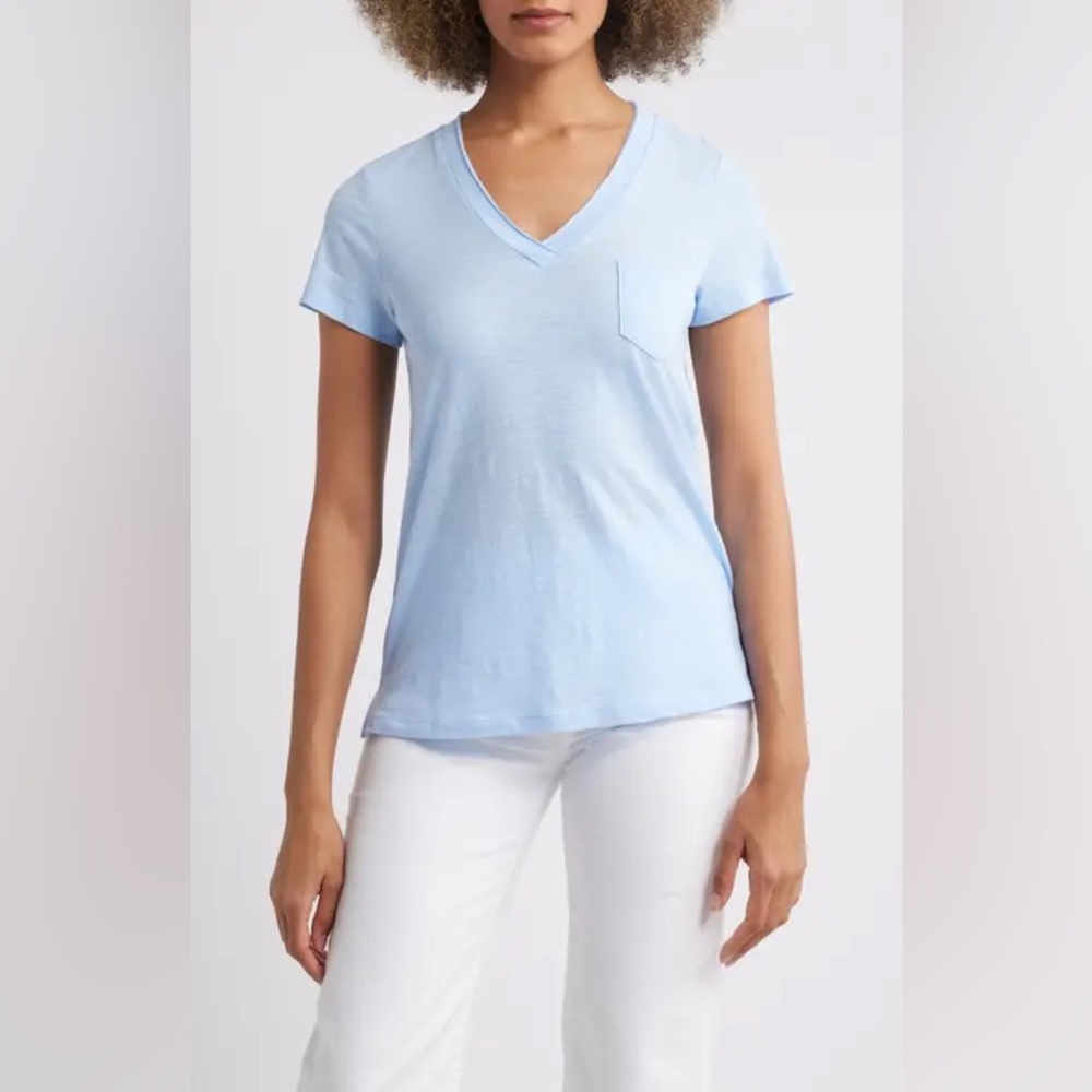 Caslon Sky Blue V-Neck Short Sleeve Tee
